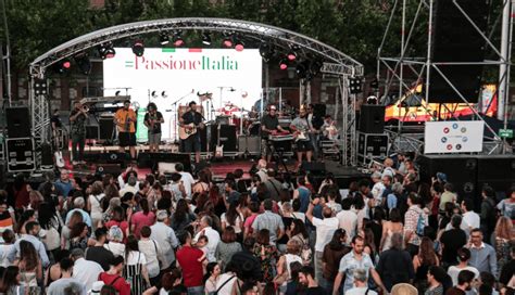 La Noche Italiana En Madrid: Una Explosión de Pasión con Vasco Rossi!