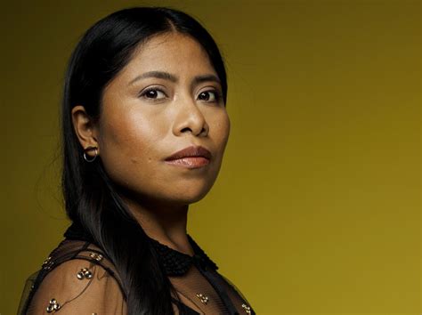 ¡El Éxtasis de Yucatán: ¿Yalitza Aparicio Desata la Fiebre con su Debut Teatral?